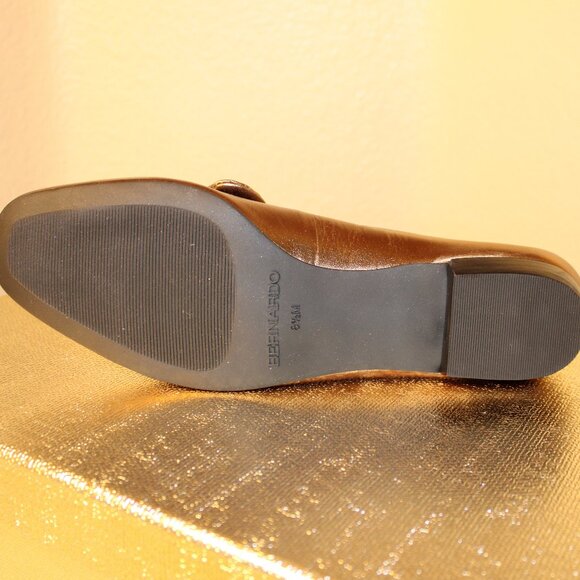 Bernardo - Leather Emersyn Dress Flats - Bronze Metallic Leather - Picture 6 of 8